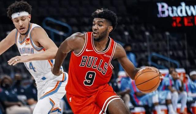 NBA总决赛倒计时,芝加哥公牛冲刺阶段刷新队史纪录,细节引发关注,更衣室稳定,团队化学反应显著的简单介绍 NBA总决赛倒计时,芝加哥公牛冲刺阶段刷新队史纪录,细节引发关注,更衣室稳定,团队化学反应显著的简单介绍