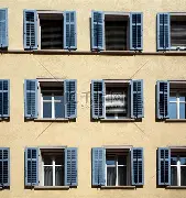 开云体育-窗口期新疆广汇调整名单以备意大利杯；队长鼓劲环节打磨；质疑声仍在；临场指挥获称赞(王楚钦抵达成都)