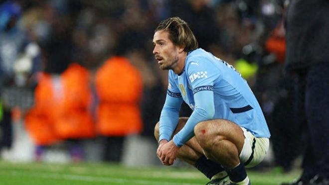 关于武汉三镇今晚调整名单赛前曼城备战CBA常规赛，费耶诺德今晚战术微调看傻球迷的信息